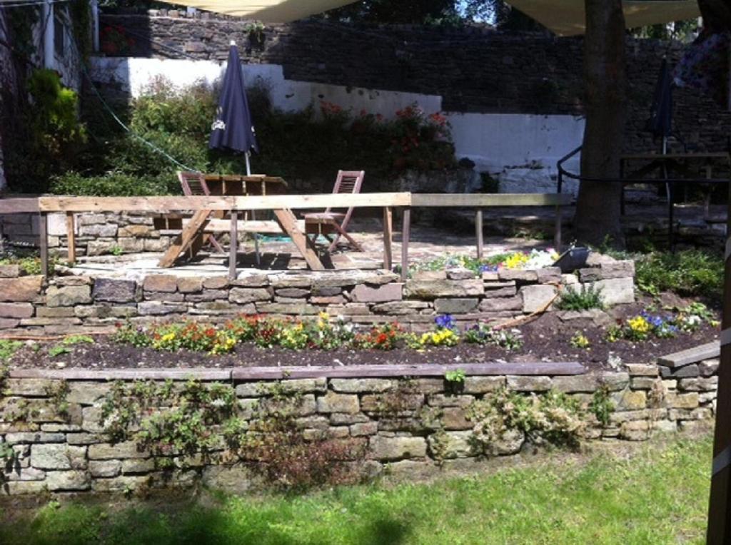 The Red Lion Inn Holmfirth Exteriör bild