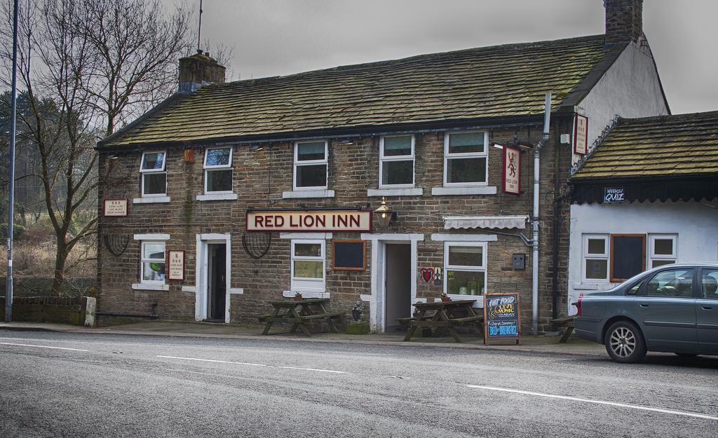 The Red Lion Inn Holmfirth Exteriör bild