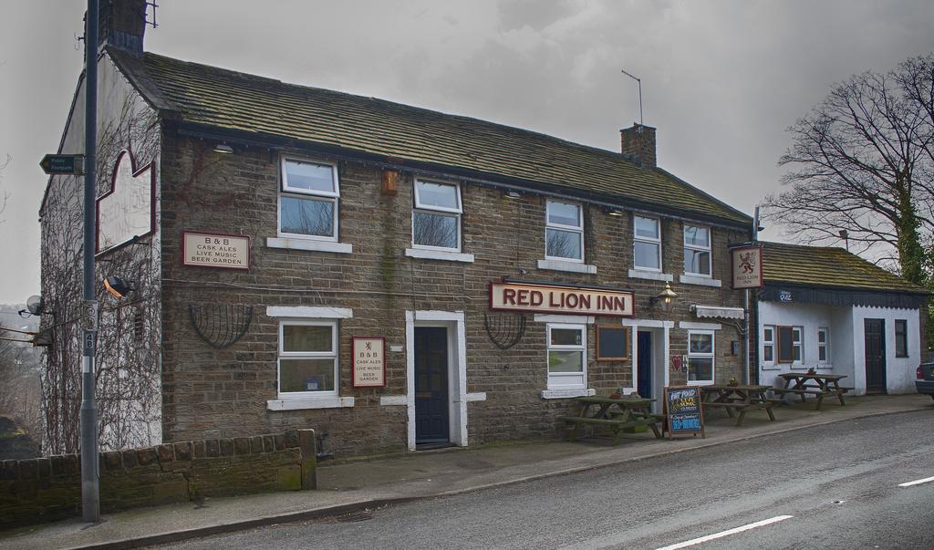 The Red Lion Inn Holmfirth Exteriör bild